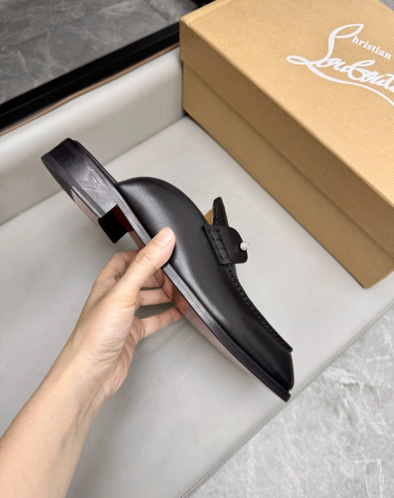 Othxr Slippers TopPick 209805