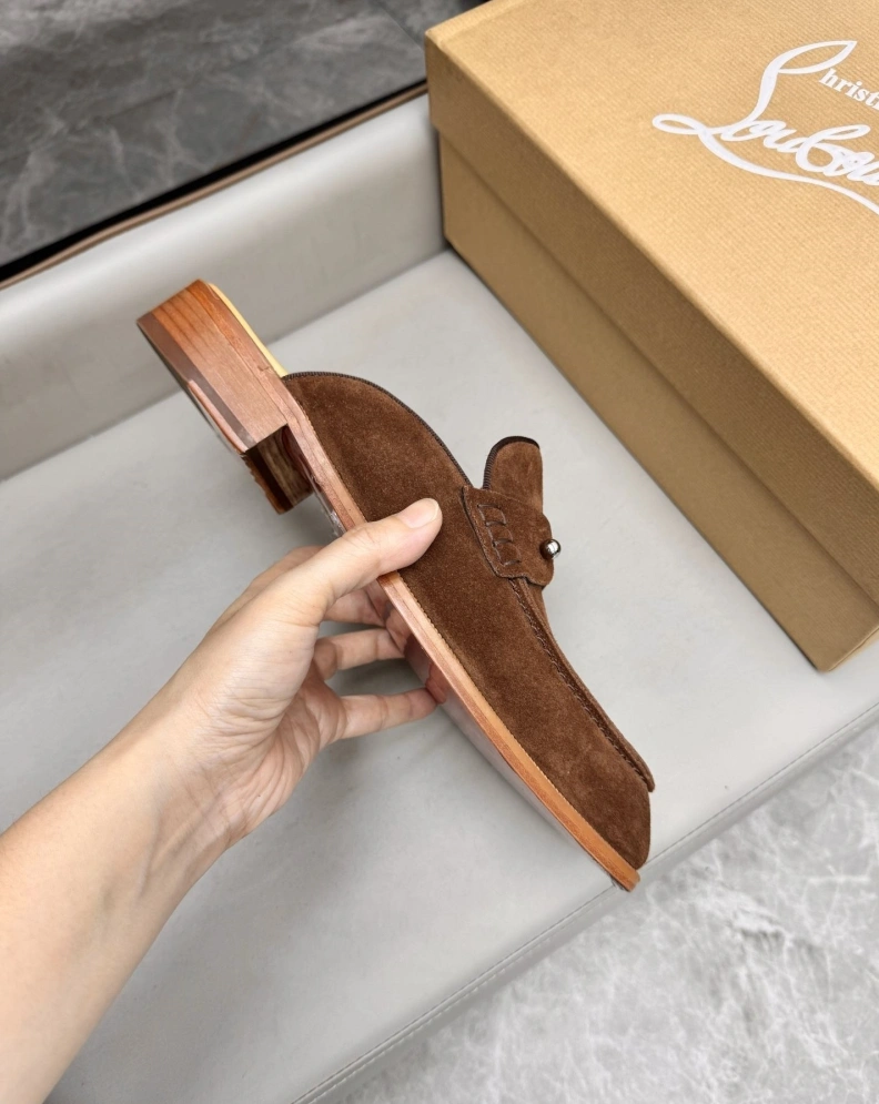 Efficient Othxr Slippers 209807