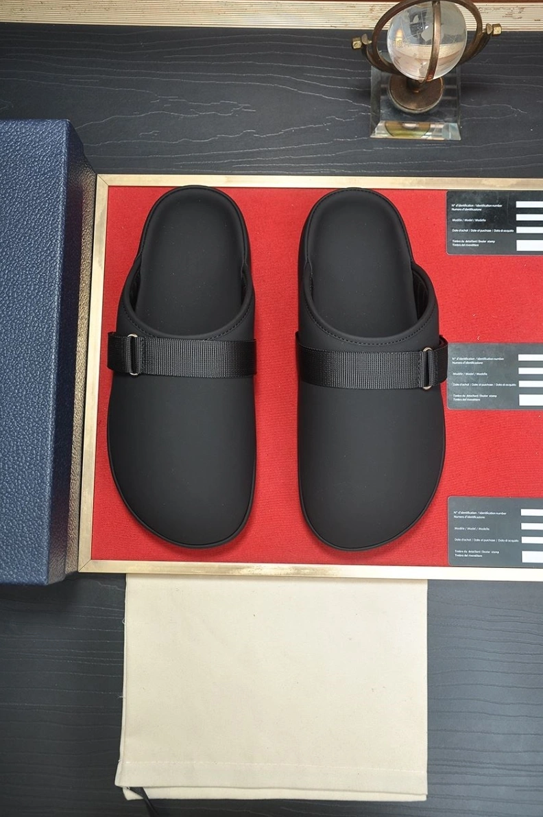 Othxr Slippers Versatile 209797