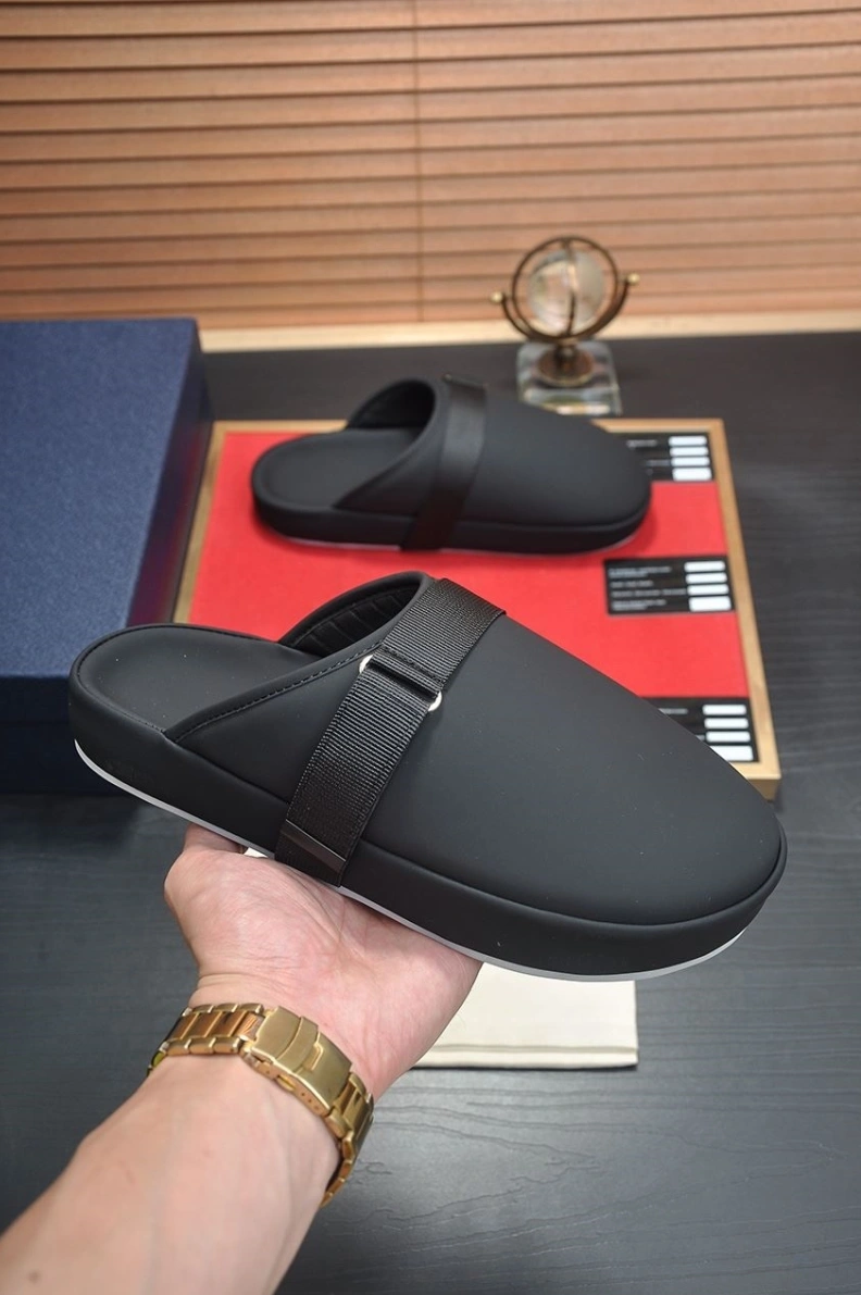 Othxr Slippers Versatile 209797