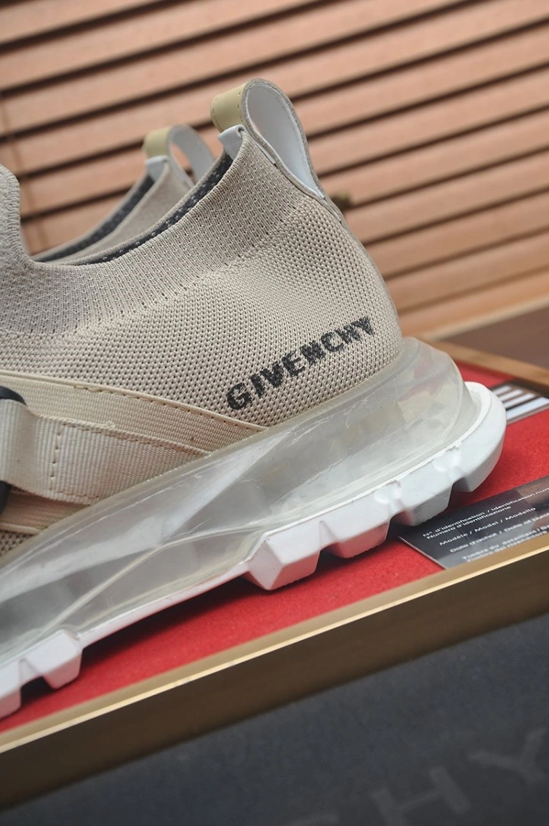 GoAnywhere Gxvxnchy Sneakers 151978