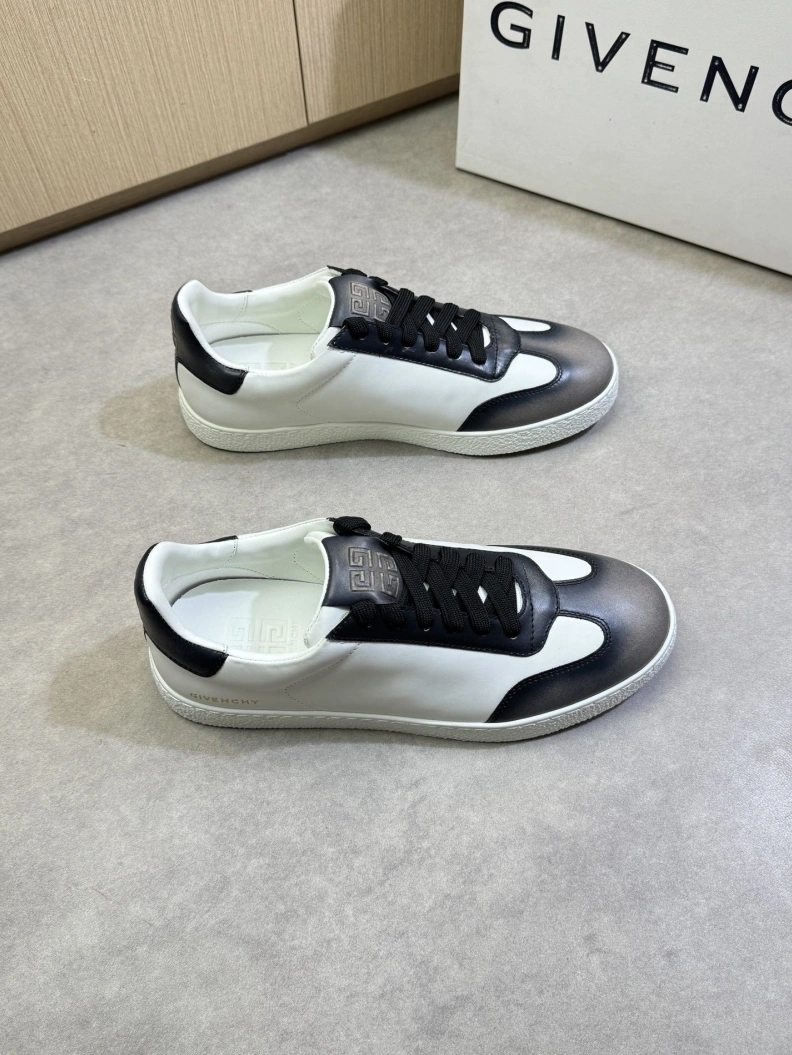 Comfortable Gxvxnchy Sneakers 151953