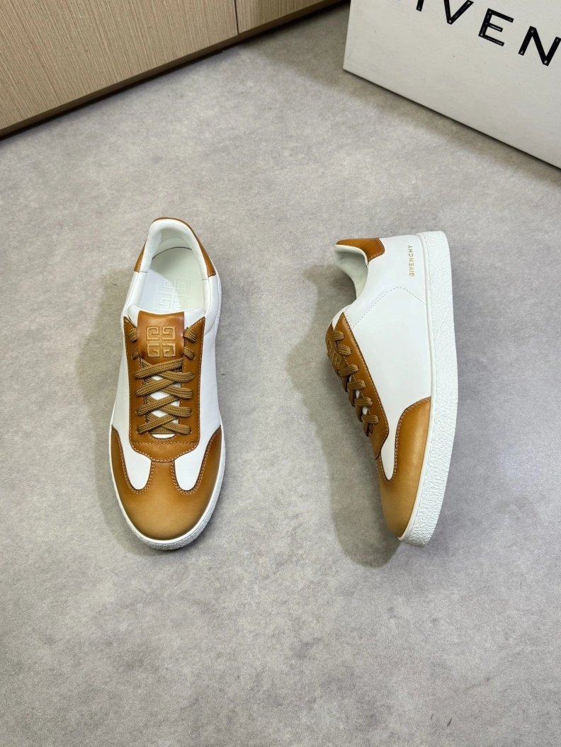 Gxvxnchy Sneakers Fashionable 151950
