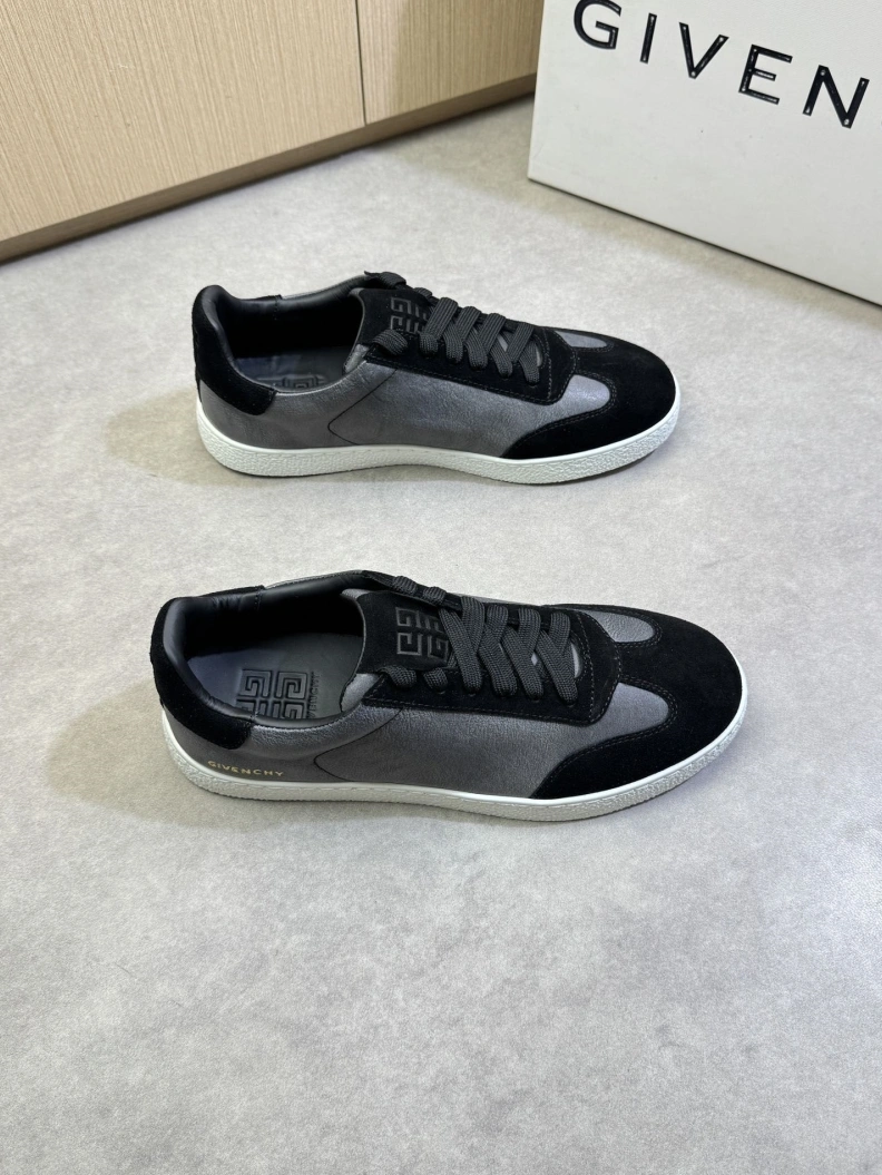 Gxvxnchy Sneakers Durable 151951