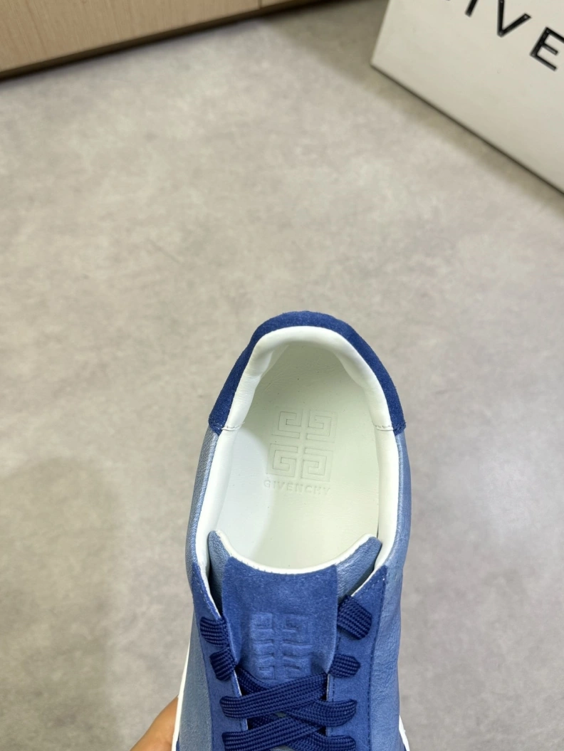 Gxvxnchy Sneakers Efficient 151948