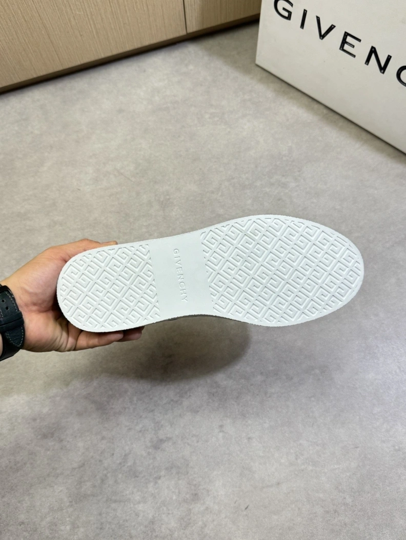 Gxvxnchy Sneakers Efficient 151948