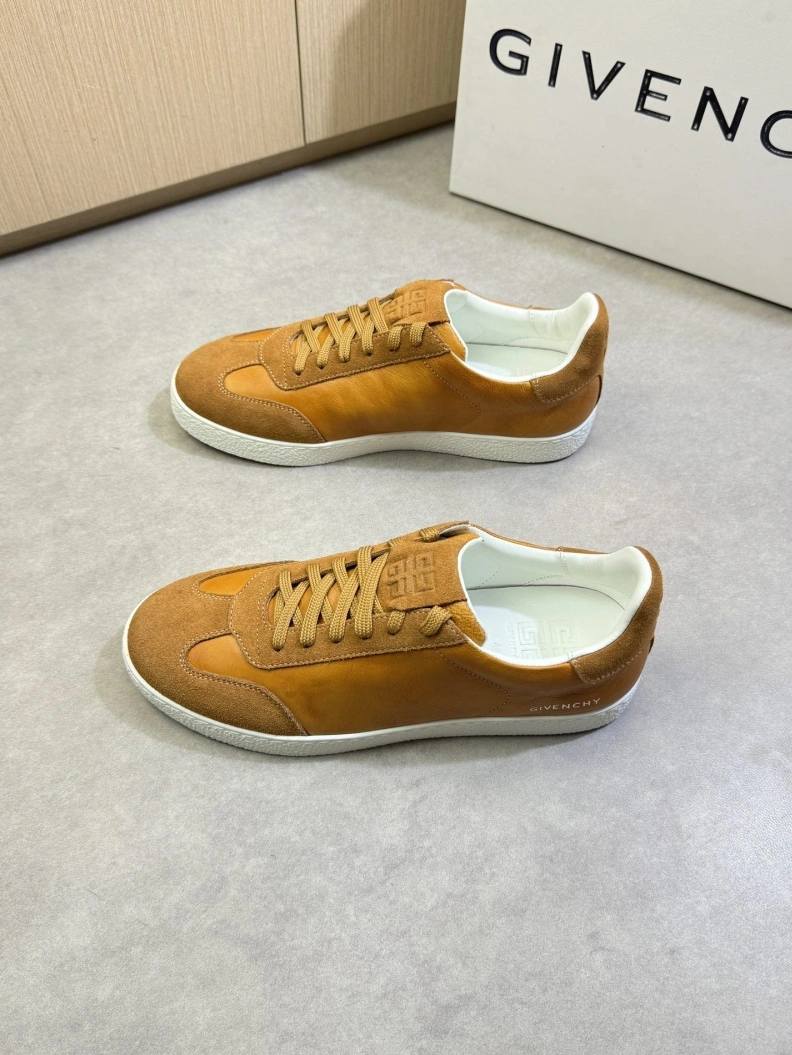 Trendy Gxvxnchy Sneakers 151952