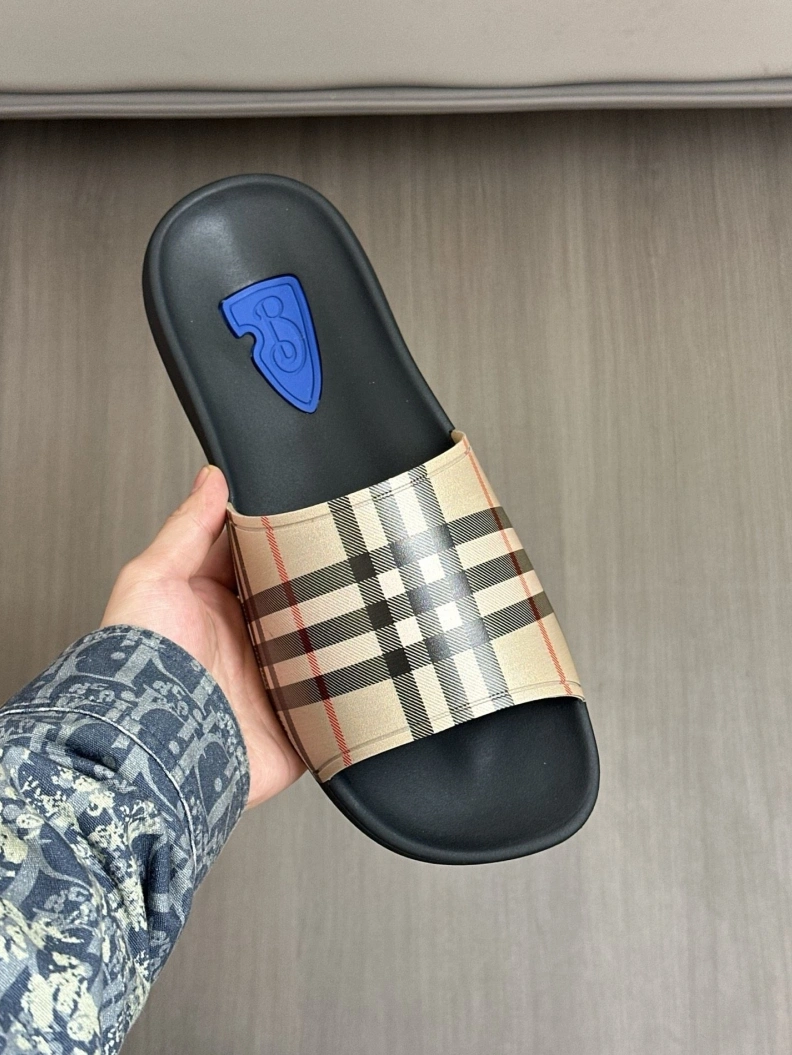 Bxrbxrry Slippers NewStyle 114502
