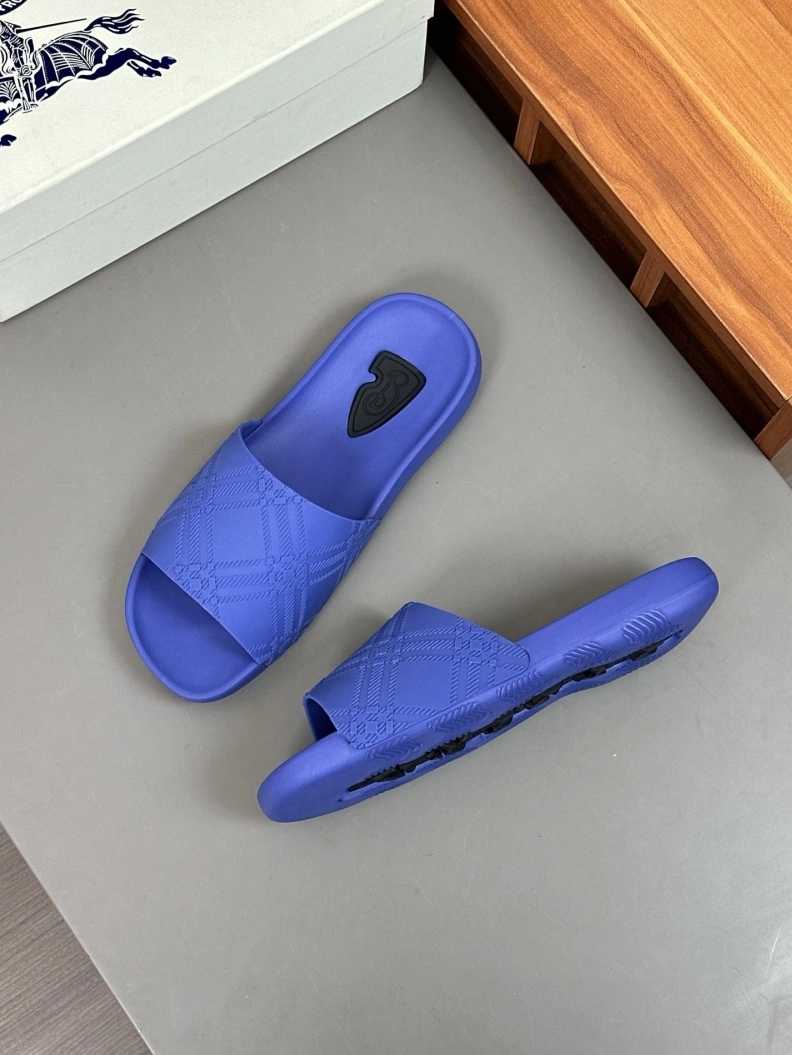 Sophisticated Bxrbxrry Slippers 114497
