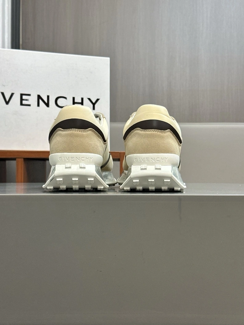 Gxvxnchy Sneakers StreetReady 151946