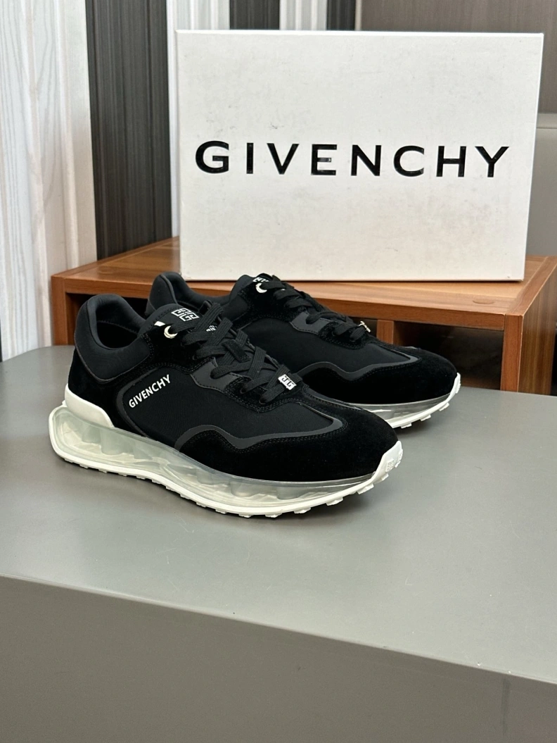 Gxvxnchy Sneakers SportInspired 151945
