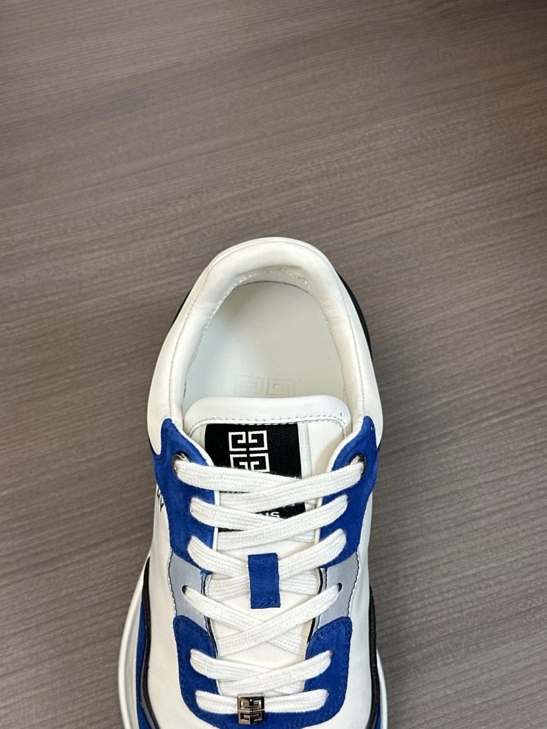 Gxvxnchy Sneakers Fashionable 151942