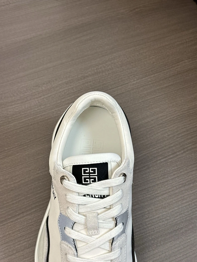 Gxvxnchy Sneakers Soft 151939