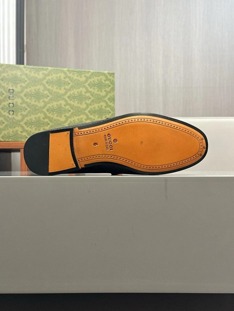Gxccx Leather Shoes Bold 155390