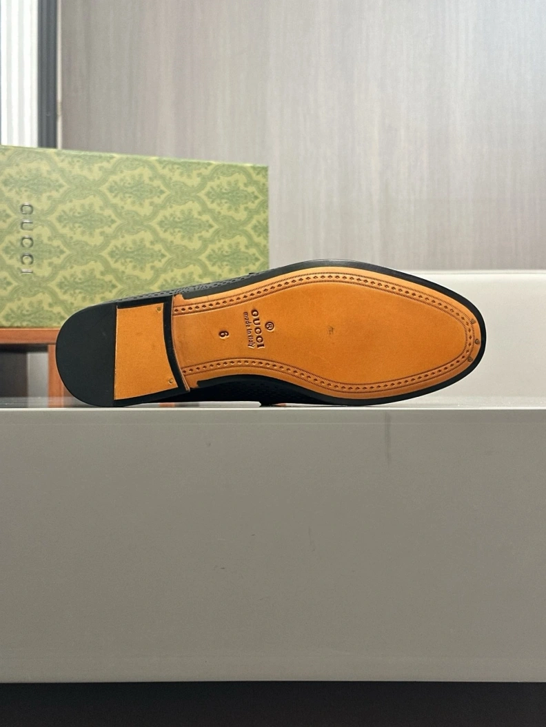 Gxccx Leather Shoes Affordable 155396