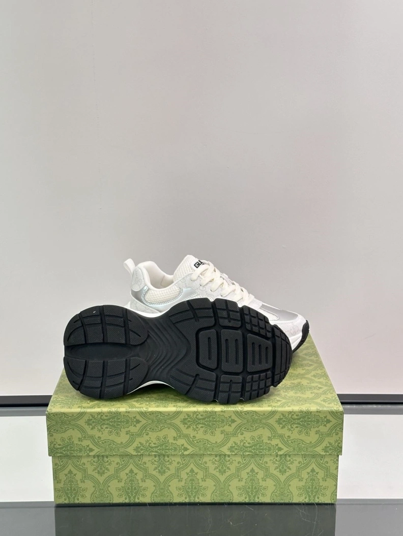 Gxccx Casual Shoes Vibrant 155514
