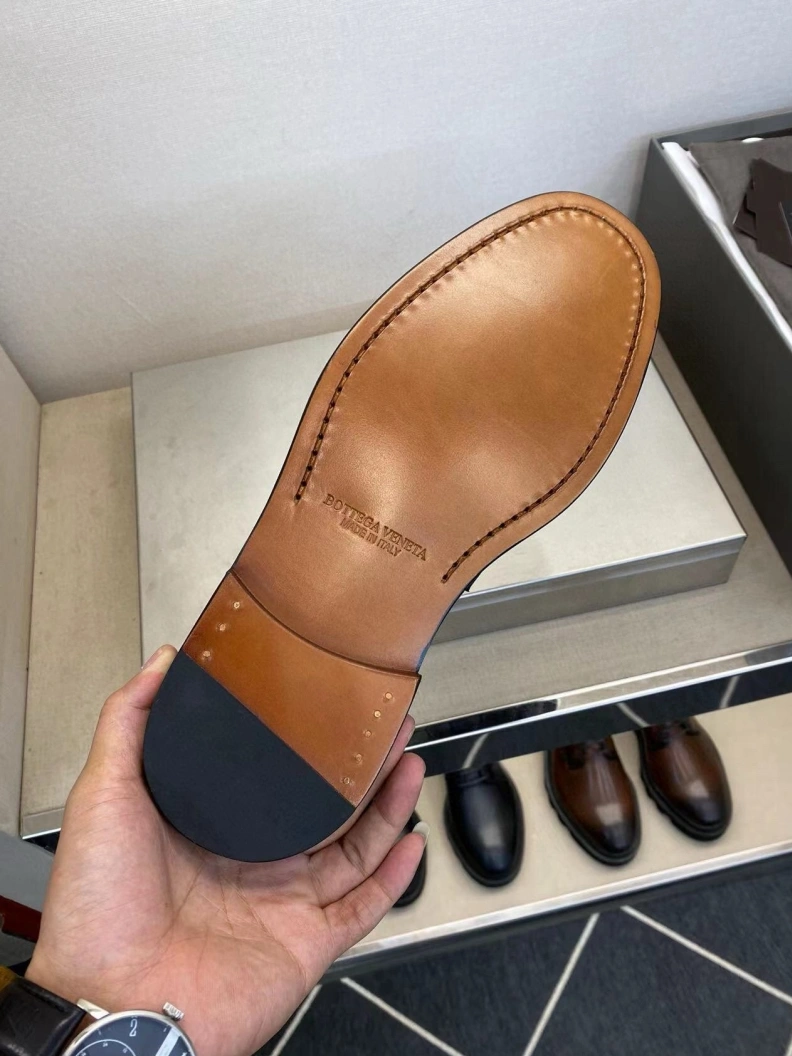 AllSeason Bxttxga Vxnxta Leather Shoes 112394