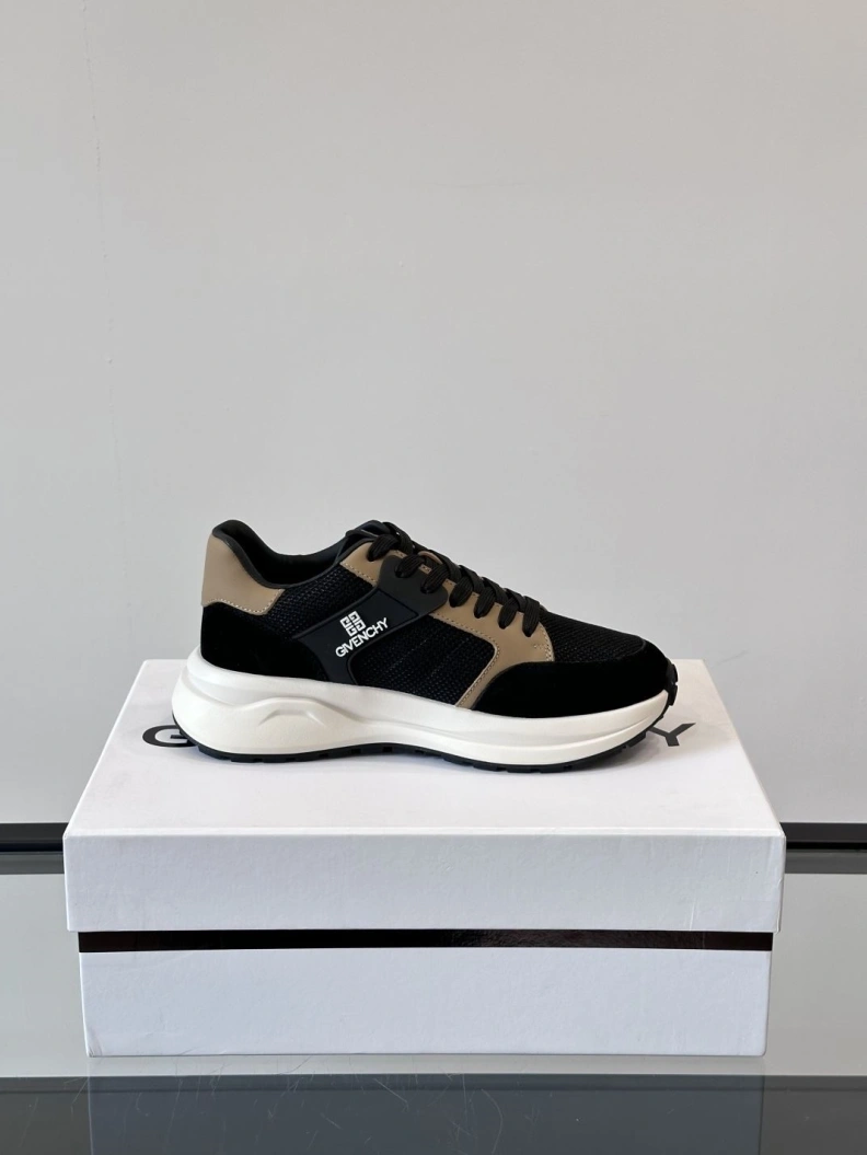 Bright Gxvxnchy Sneakers 151937