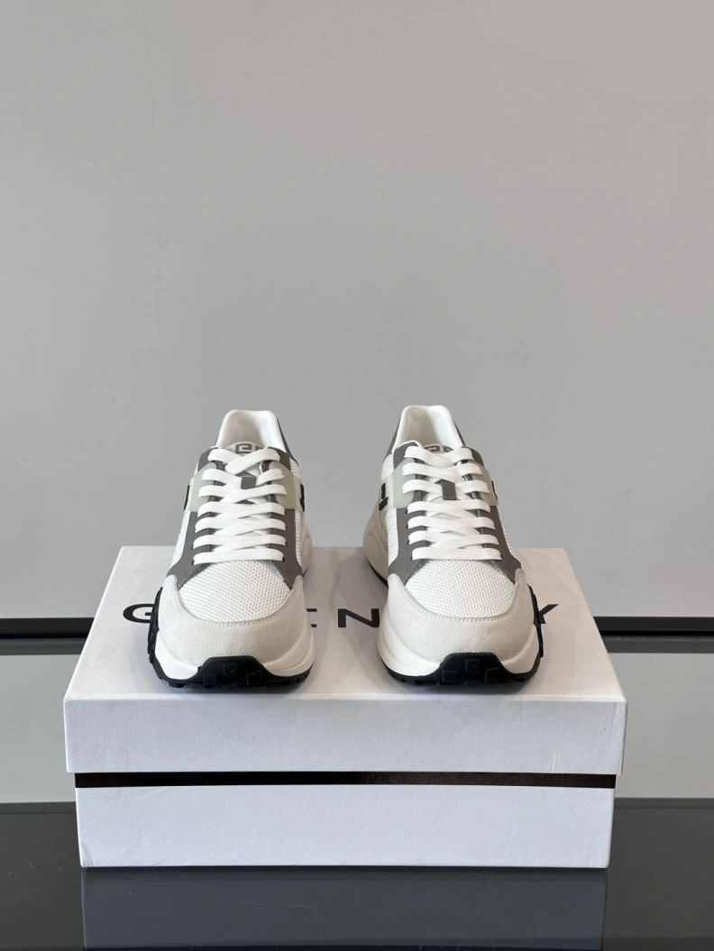 Gxvxnchy Sneakers Soft 151932