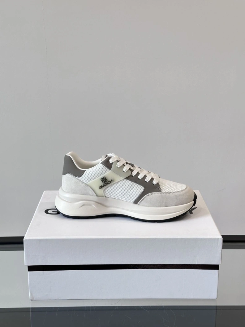 Gxvxnchy Sneakers Soft 151932