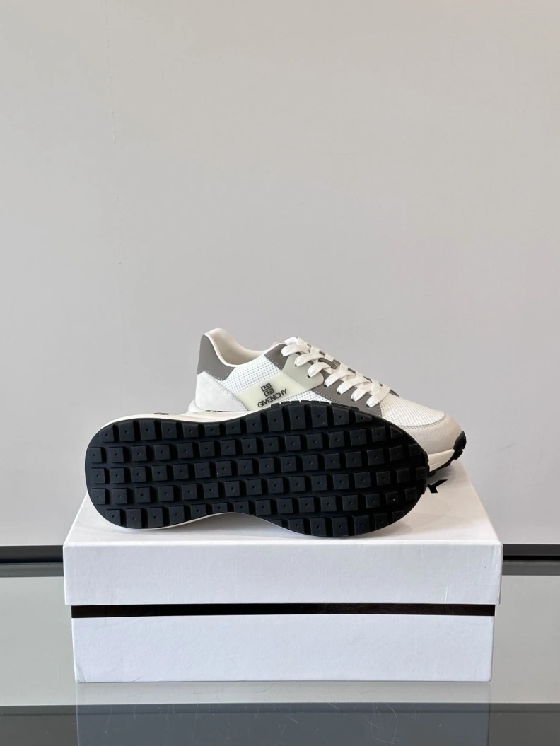 Gxvxnchy Sneakers Soft 151932