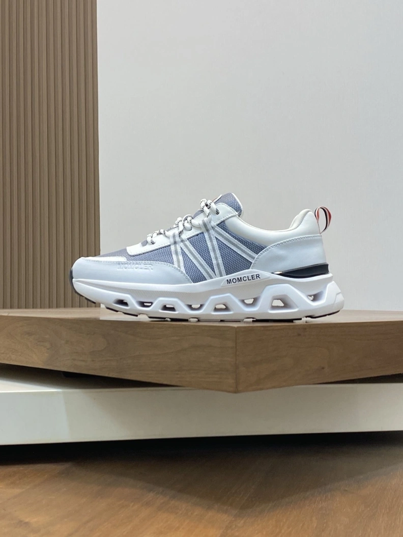 Flexible Mxnclxr Sneakers 197179