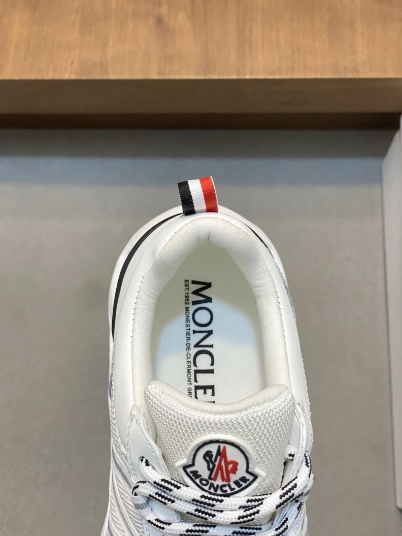 AllSeason Mxnclxr Sneakers 197181