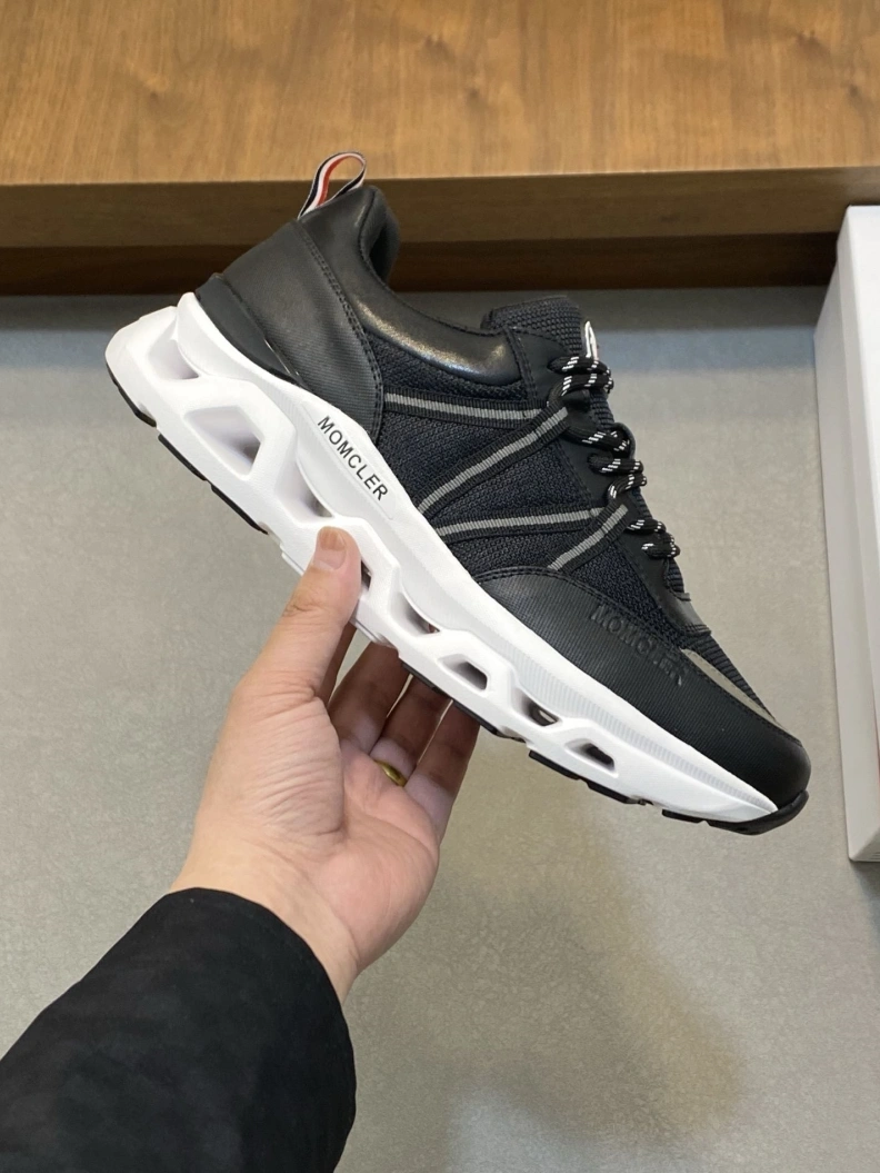 Mxnclxr Sneakers TopPick 197200