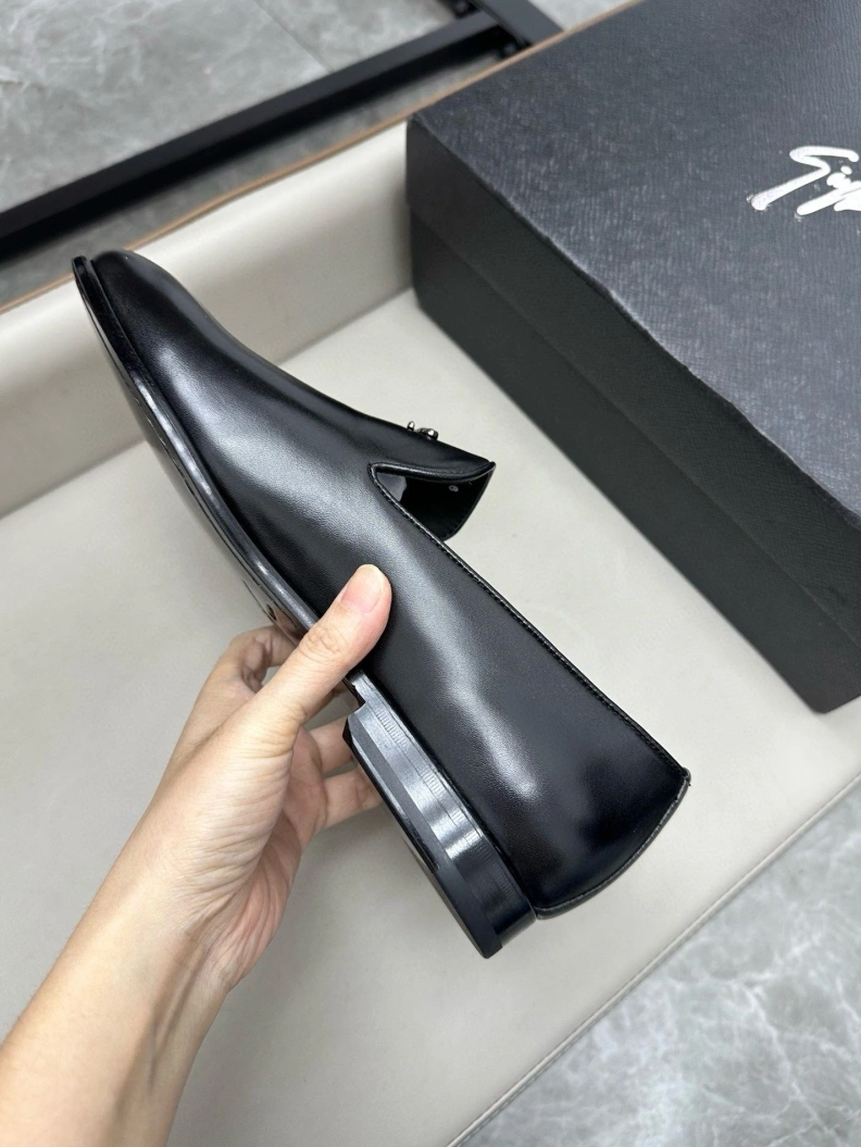 Efficient Othxr Leather Shoes 210000