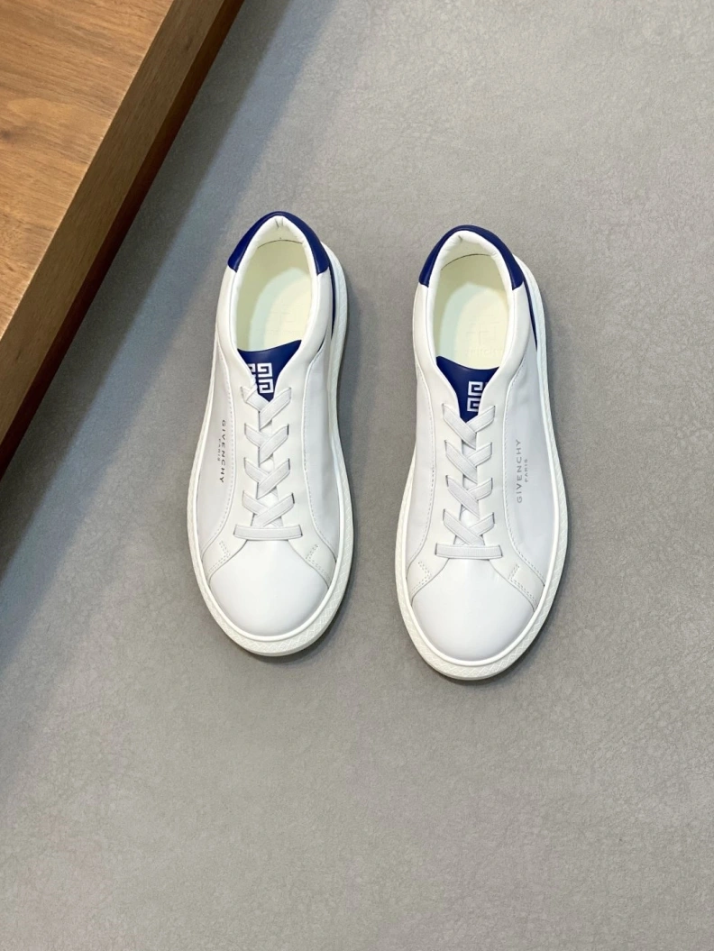 Efficient Gxvxnchy Sneakers 151933