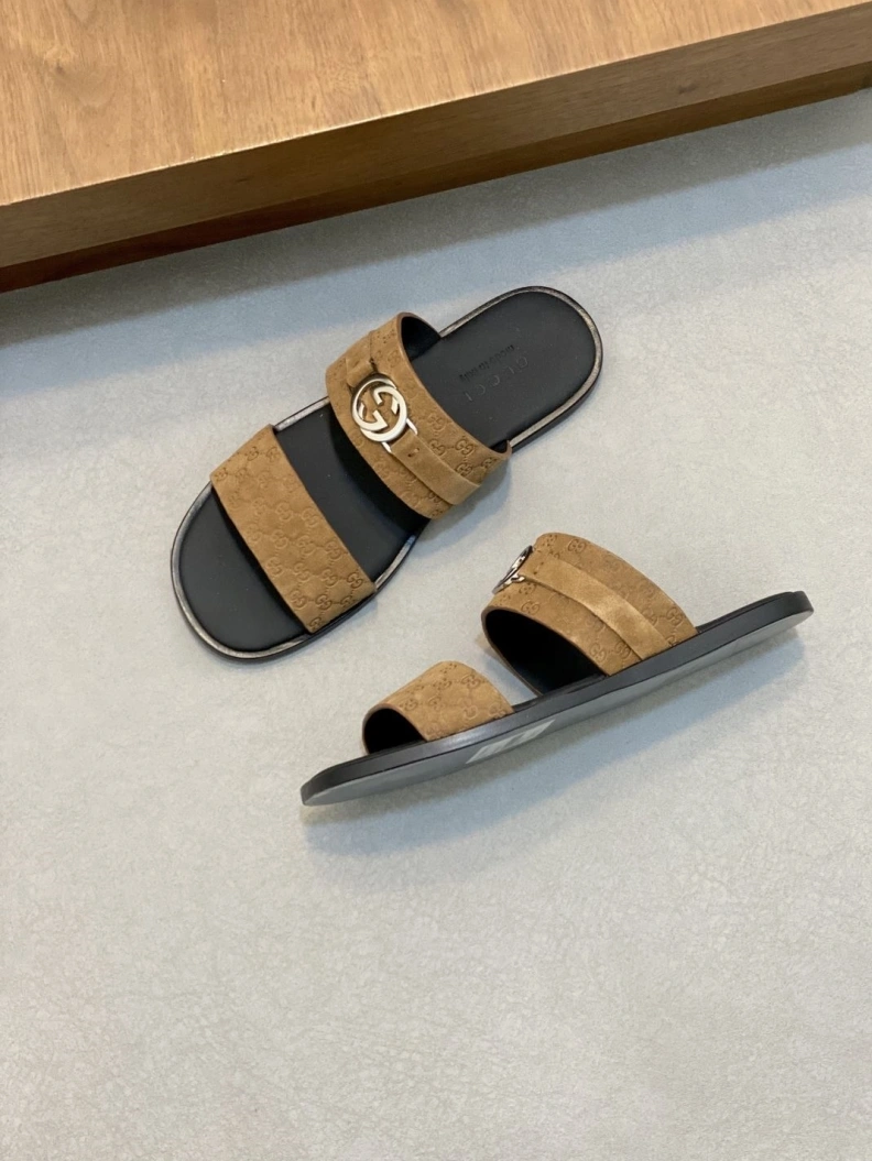 Sleek Gxccx Slippers 155306
