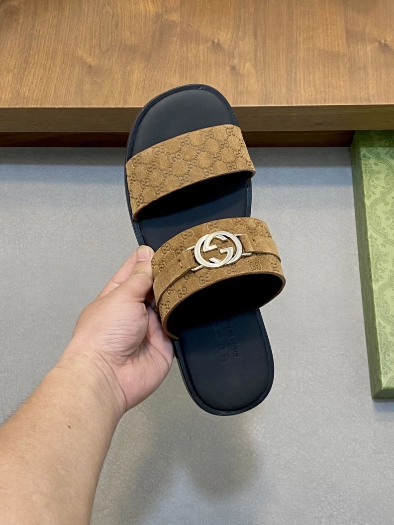 Sleek Gxccx Slippers 155306
