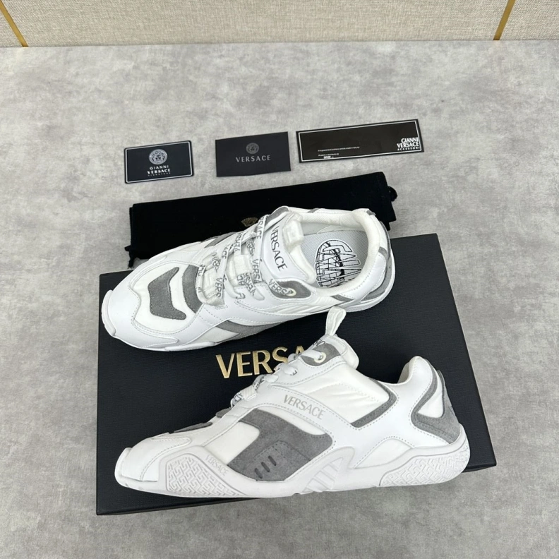 Lightweight Gxvxnchy Sneakers 152381
