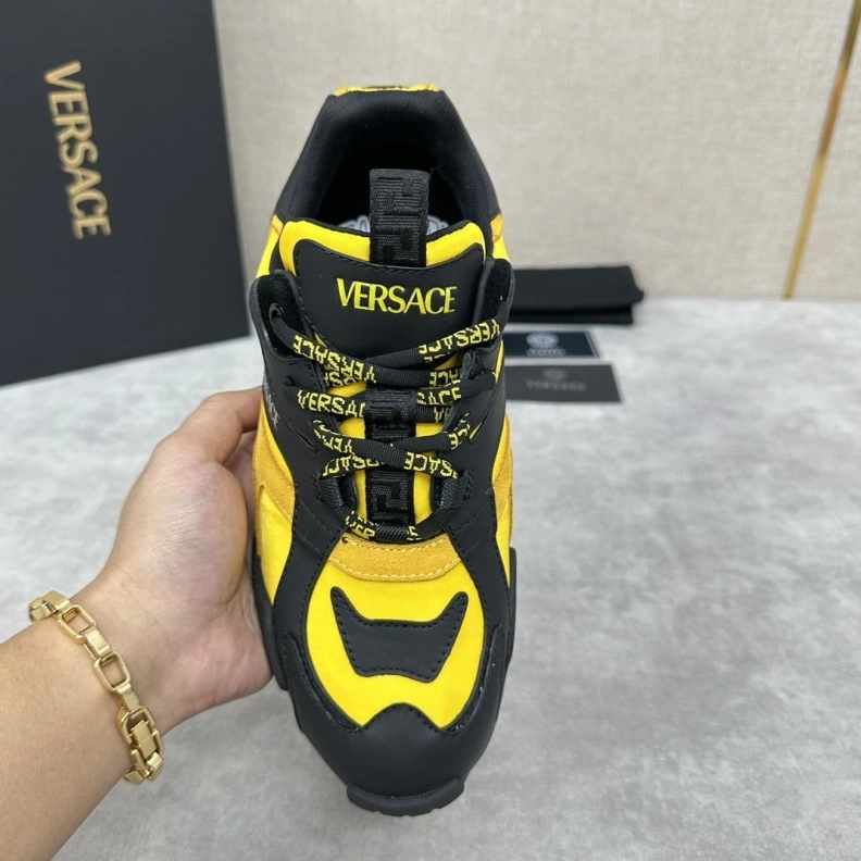 Modern Gxvxnchy Sneakers 152388