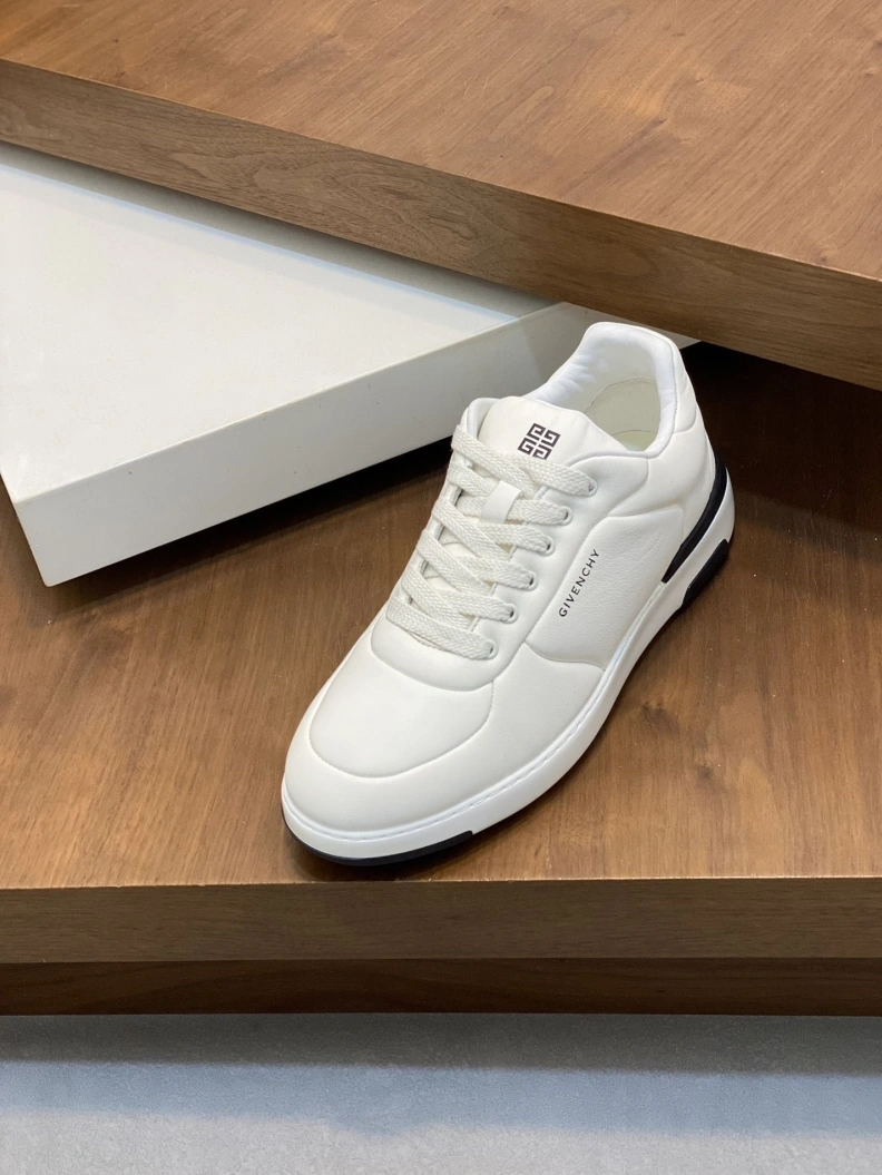 Gxvxnchy Sneakers HighQuality 152378