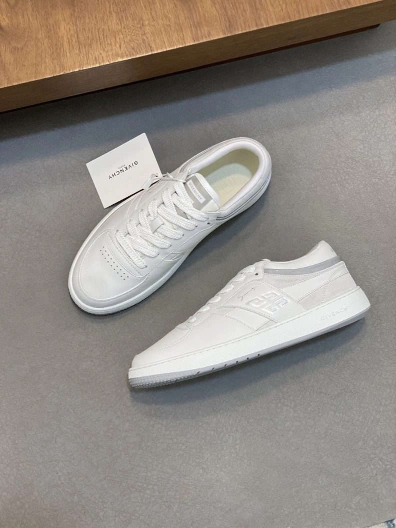 Reliable Gxvxnchy Sneakers 152371