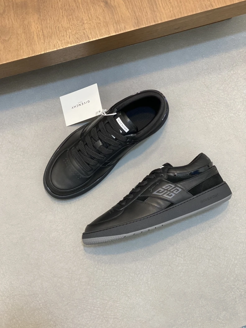 Gxvxnchy Sneakers Resilient 152377