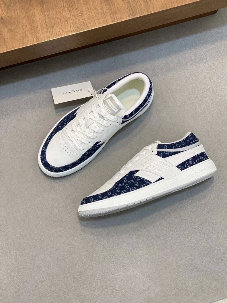 Gxvxnchy Sneakers AllSeason 152375