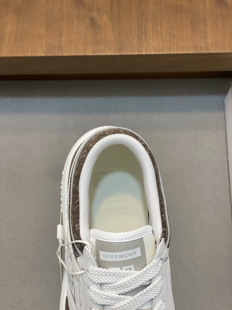 Durable Gxvxnchy Sneakers 152373