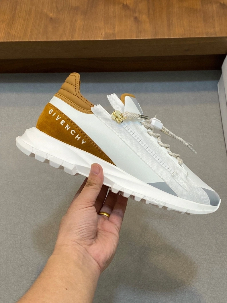 Gxvxnchy Sneakers Refined 152368