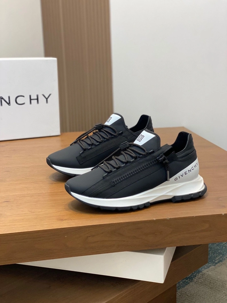 Gxvxnchy Sneakers StreetReady 152383