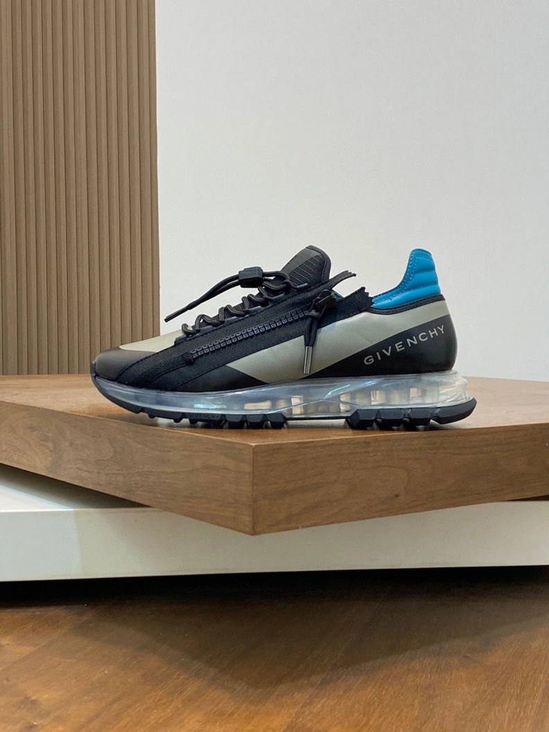 Functional Gxvxnchy Sneakers 152366