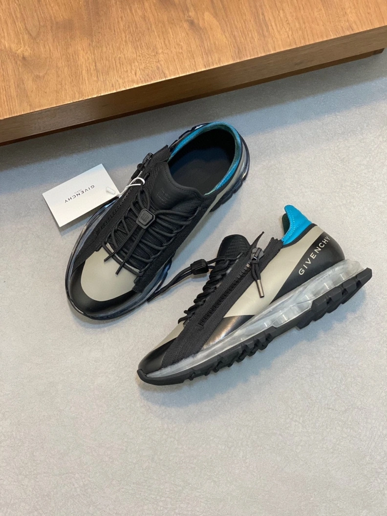 Functional Gxvxnchy Sneakers 152366