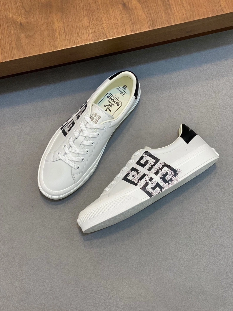 Gxvxnchy Sneakers Elegant 152365