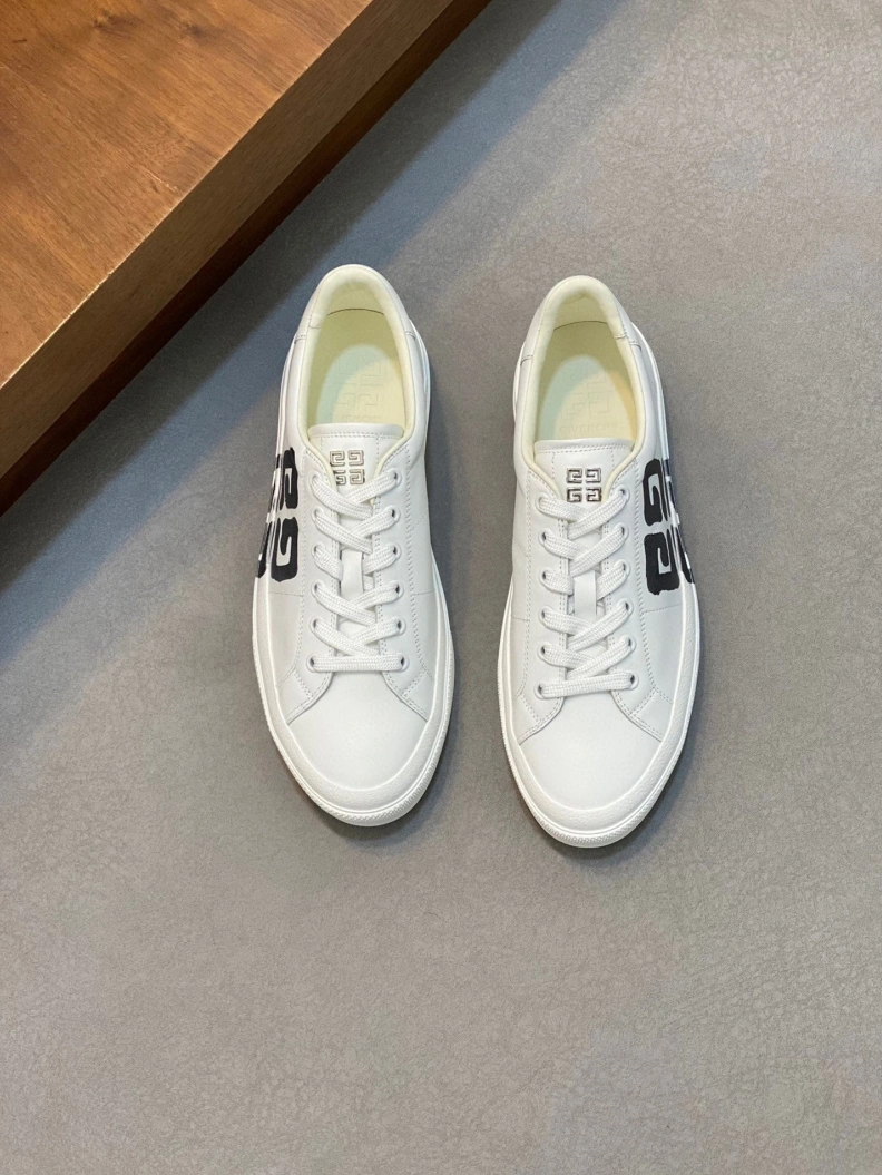 Reliable Gxvxnchy Sneakers 152363