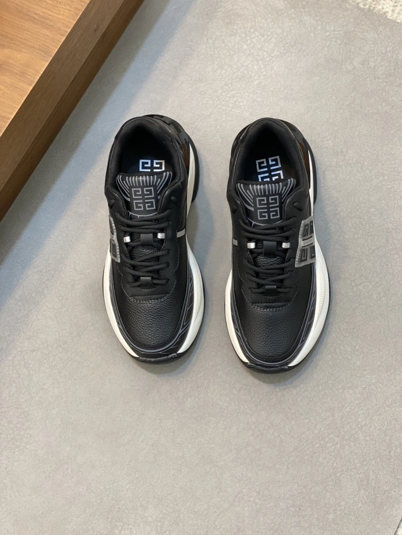 Gxvxnchy Sneakers Affordable 152357