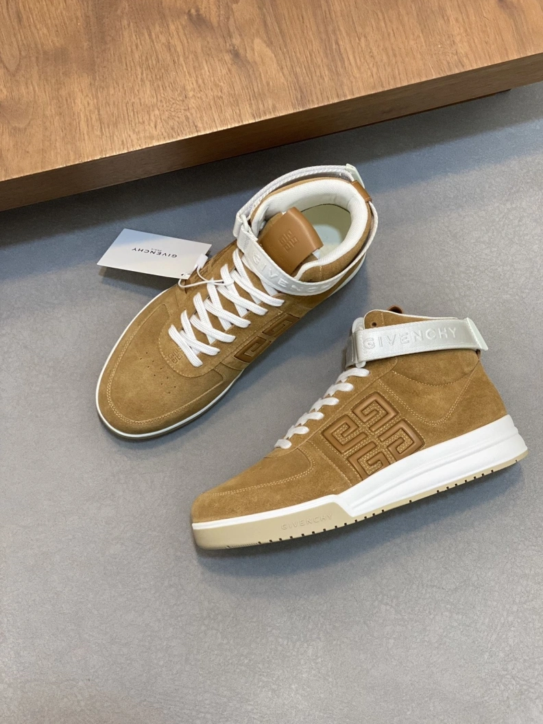 Gxvxnchy Sneakers Compact 152352