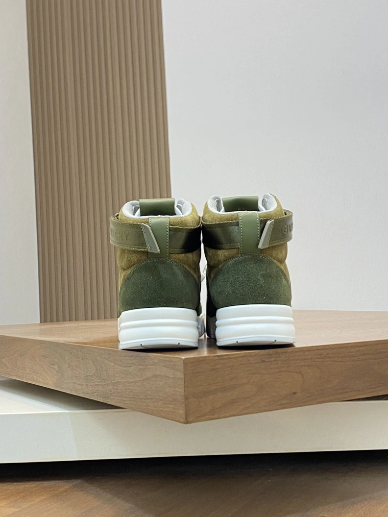 Gxvxnchy Sneakers UrbanStyle 152349