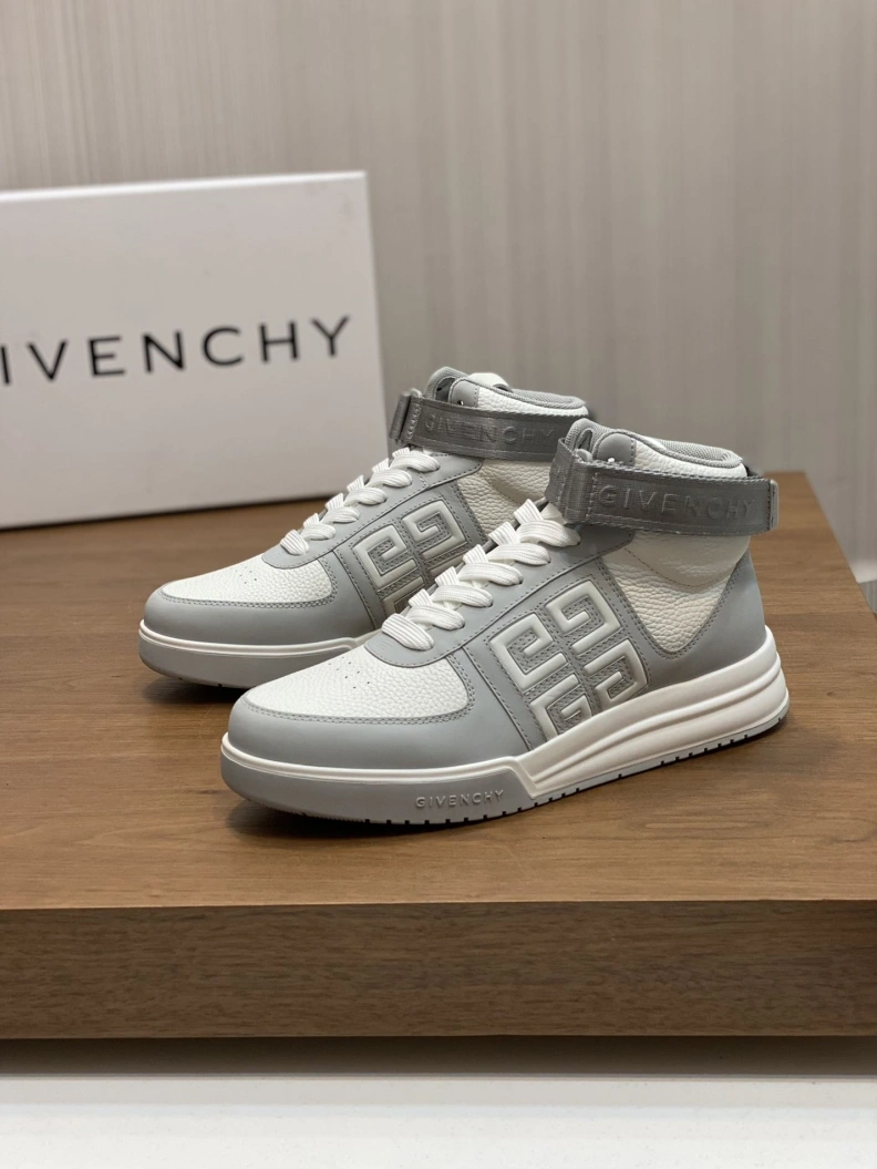 Gxvxnchy Sneakers Resilient 152345
