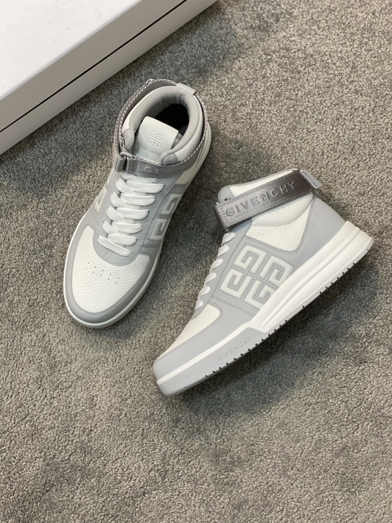 Gxvxnchy Sneakers Resilient 152345